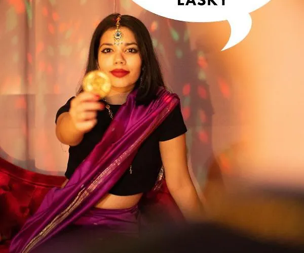 Πανσιόν Oroom India - Role Play For Couples In Μπρνο