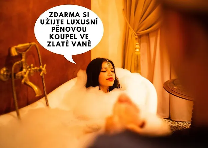 Oroom India - Role Play For Couples In Πανσιόν