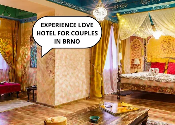 Oroom India - Role Play For Couples In 4*